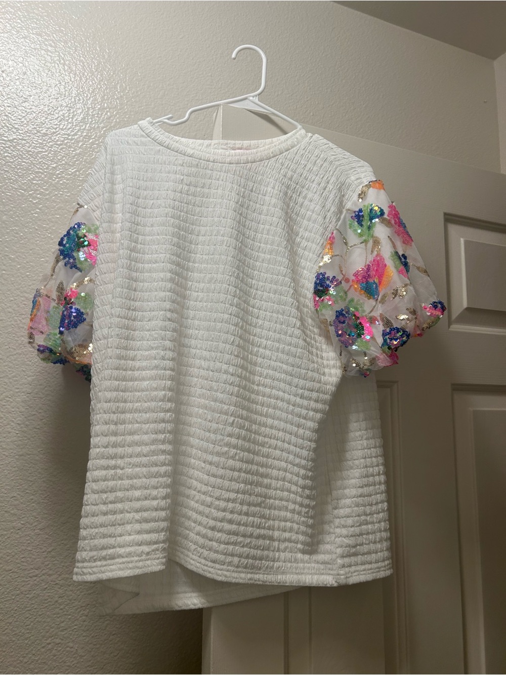 Jess Lea White Textured Top with Elastic Neckline - Picture 1 of 5